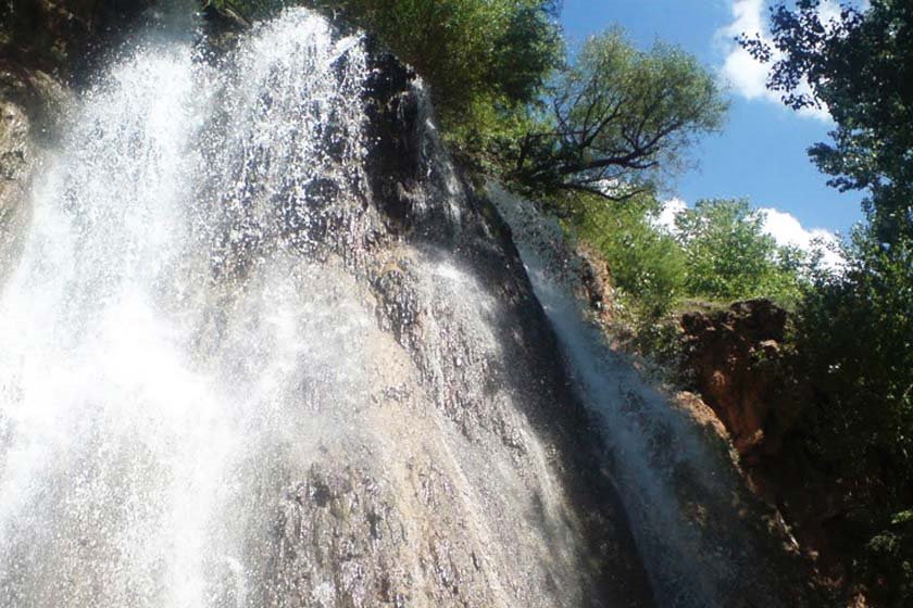 آبشار اوزان